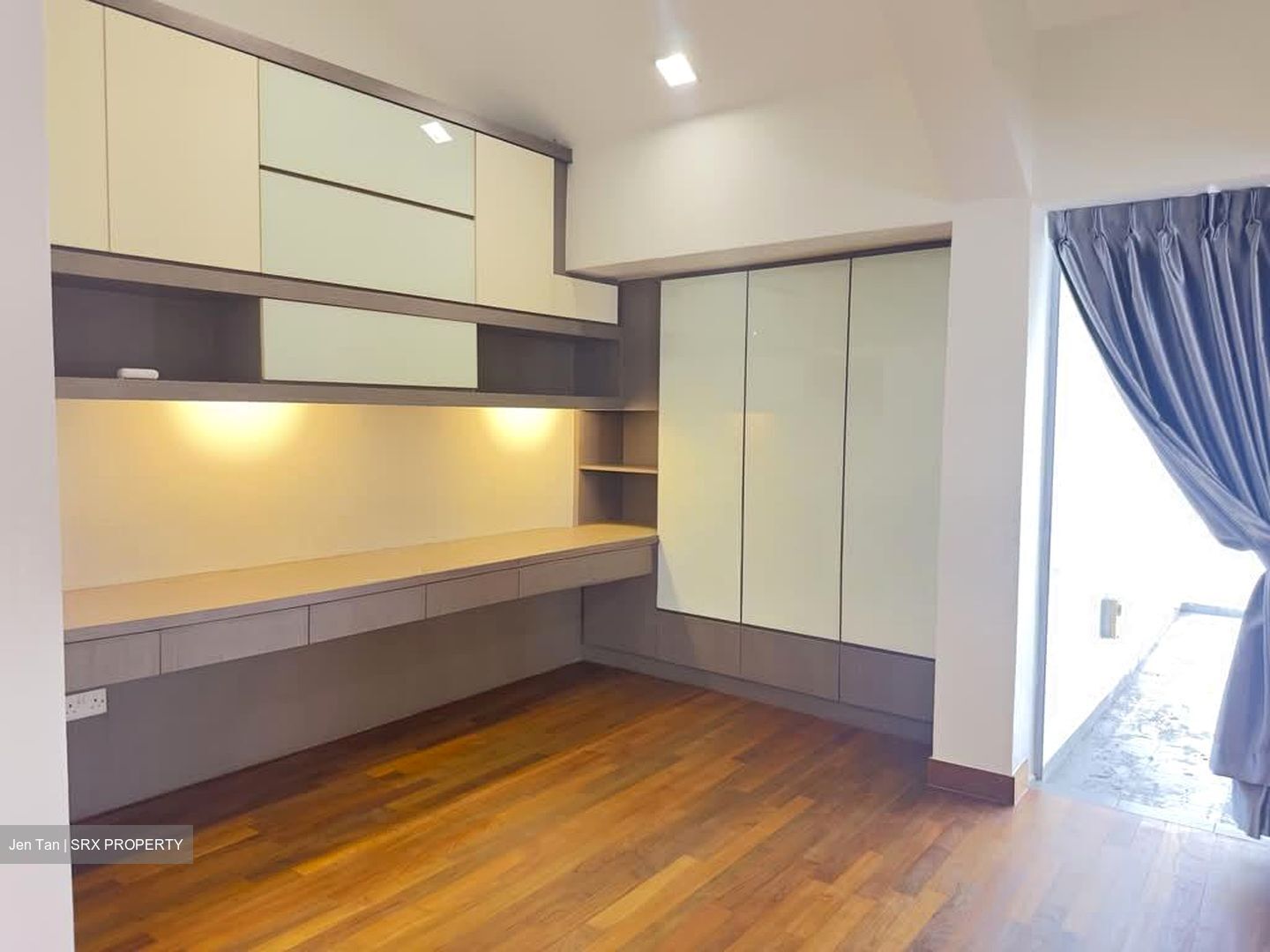Bedok Road (D16), Terrace #565210821